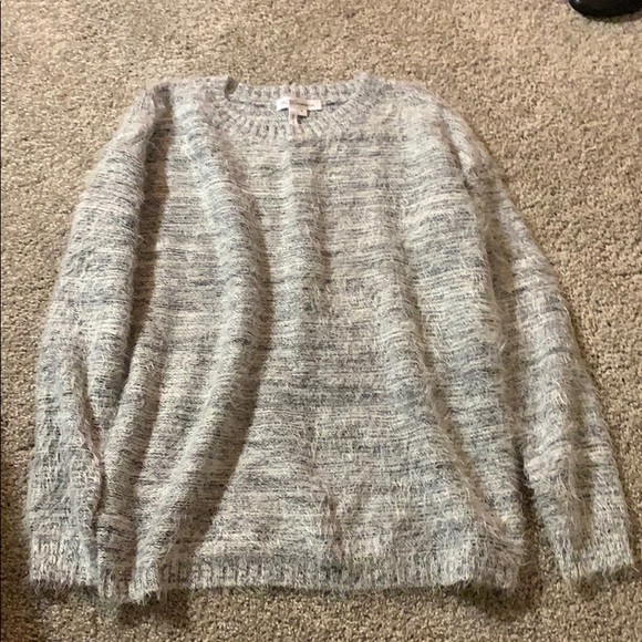 Super soft BCBG sweater worn once - Picture 1 of 4
